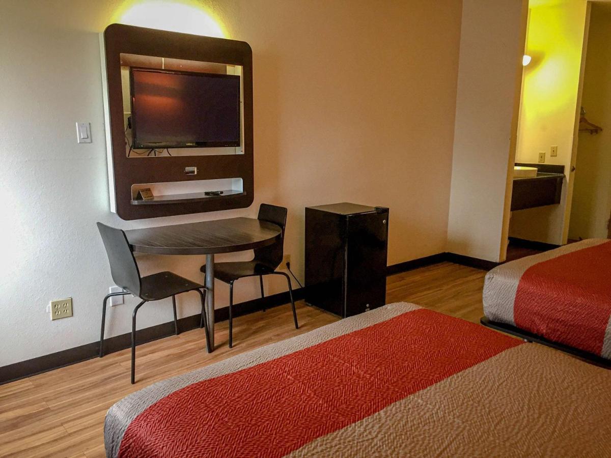 Motel 6-Woodway, Tx Kültér fotó