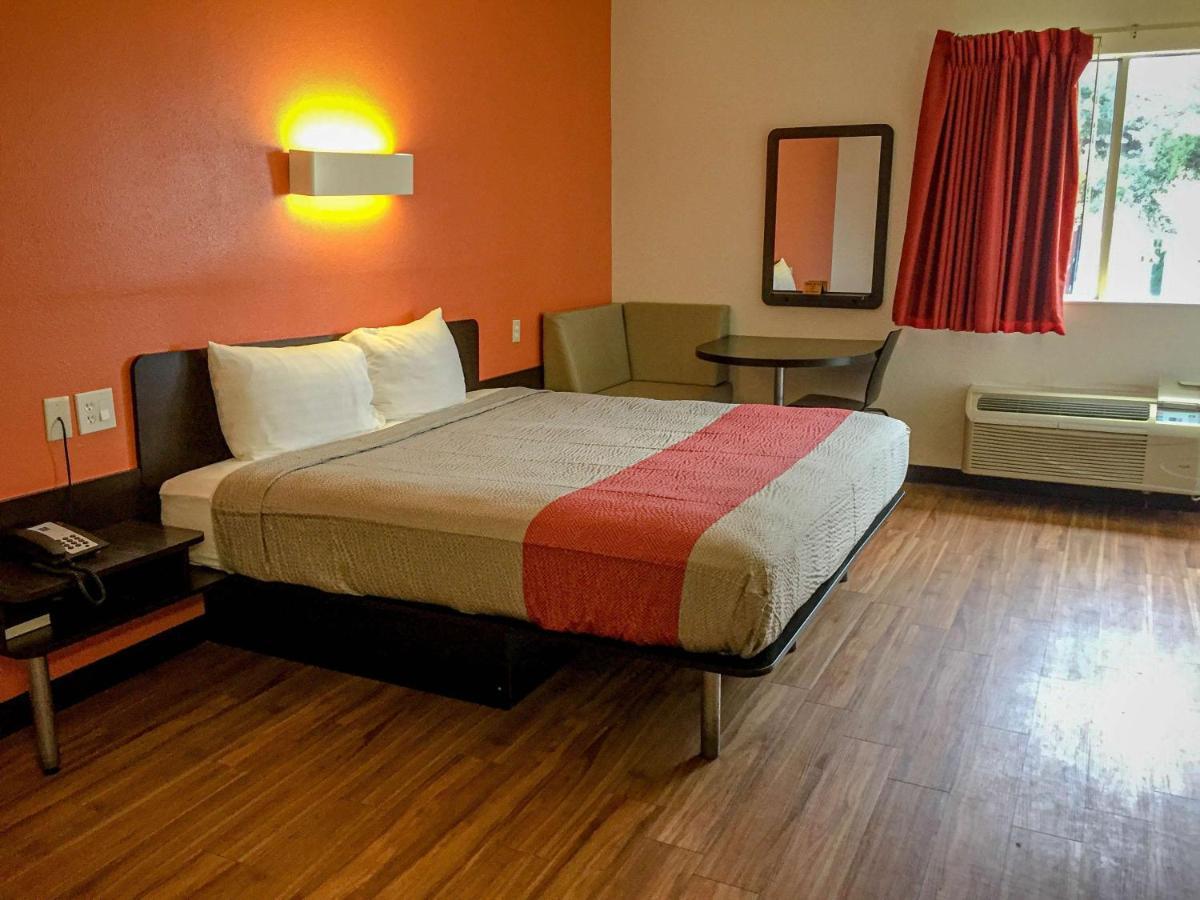 Motel 6-Woodway, Tx Kültér fotó